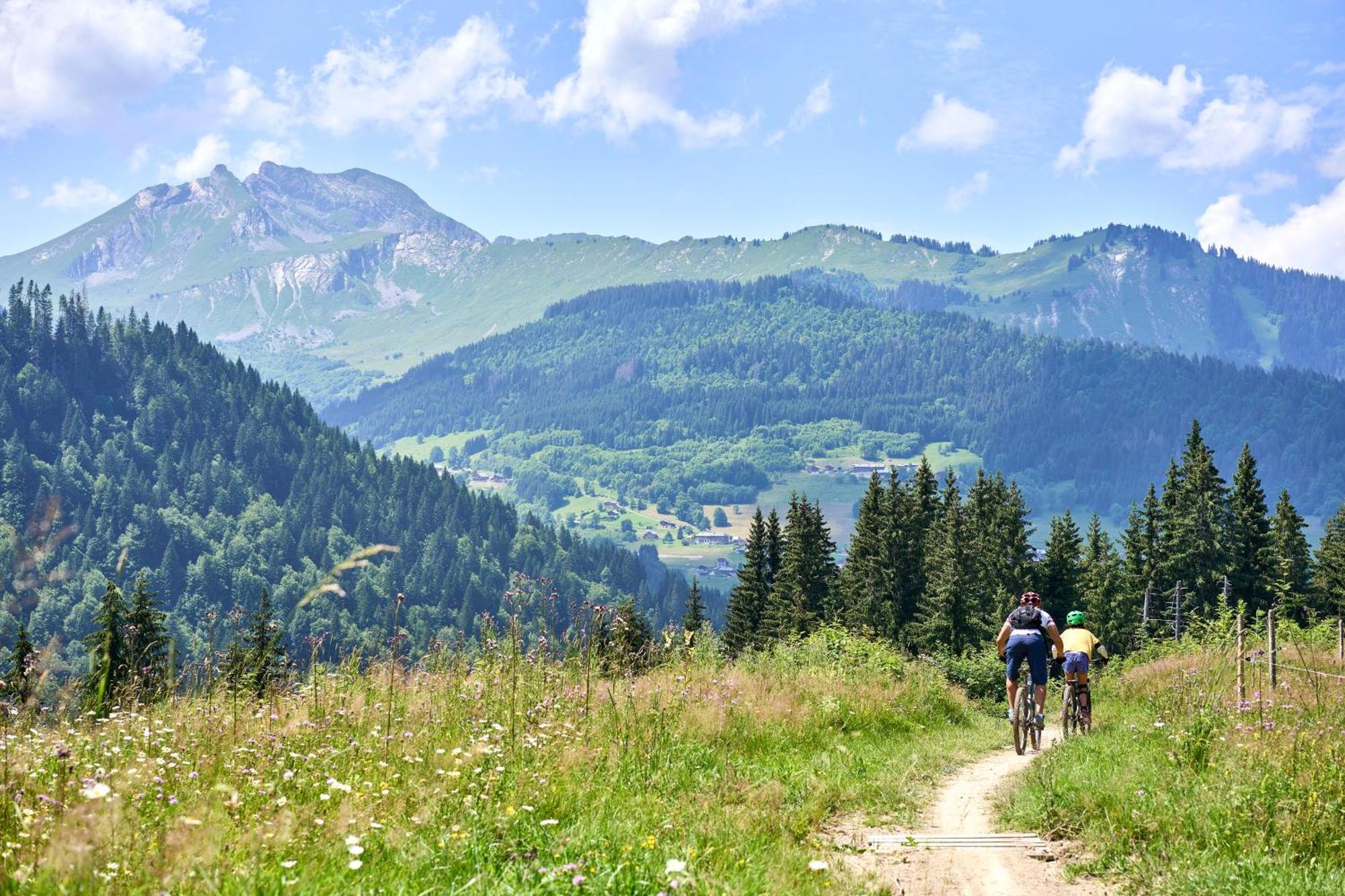 Villages Clubs Du Soleil - Morzine Buitenkant foto